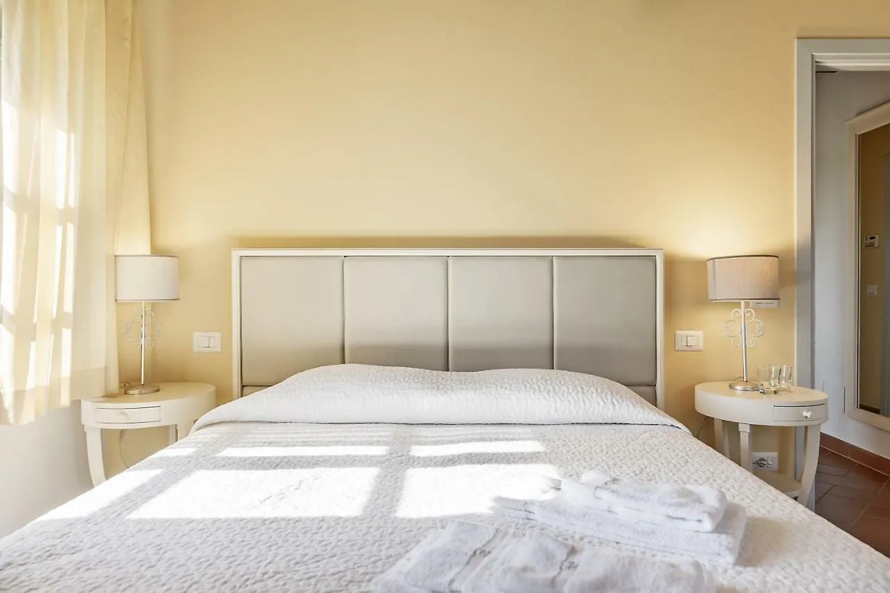 Villa Residenza Piandaccoli Lastra a Signa 0*,  Italia